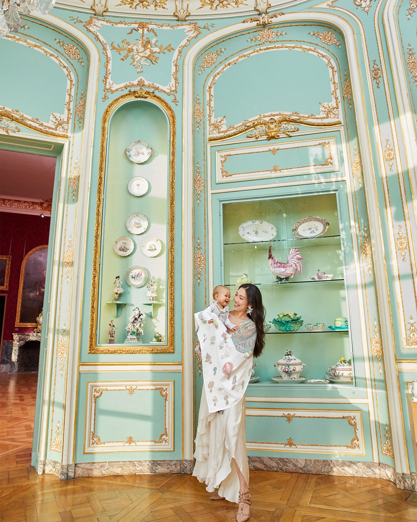 Atelier Choux Paris: Carré-Hot Air Balloons Swaddle