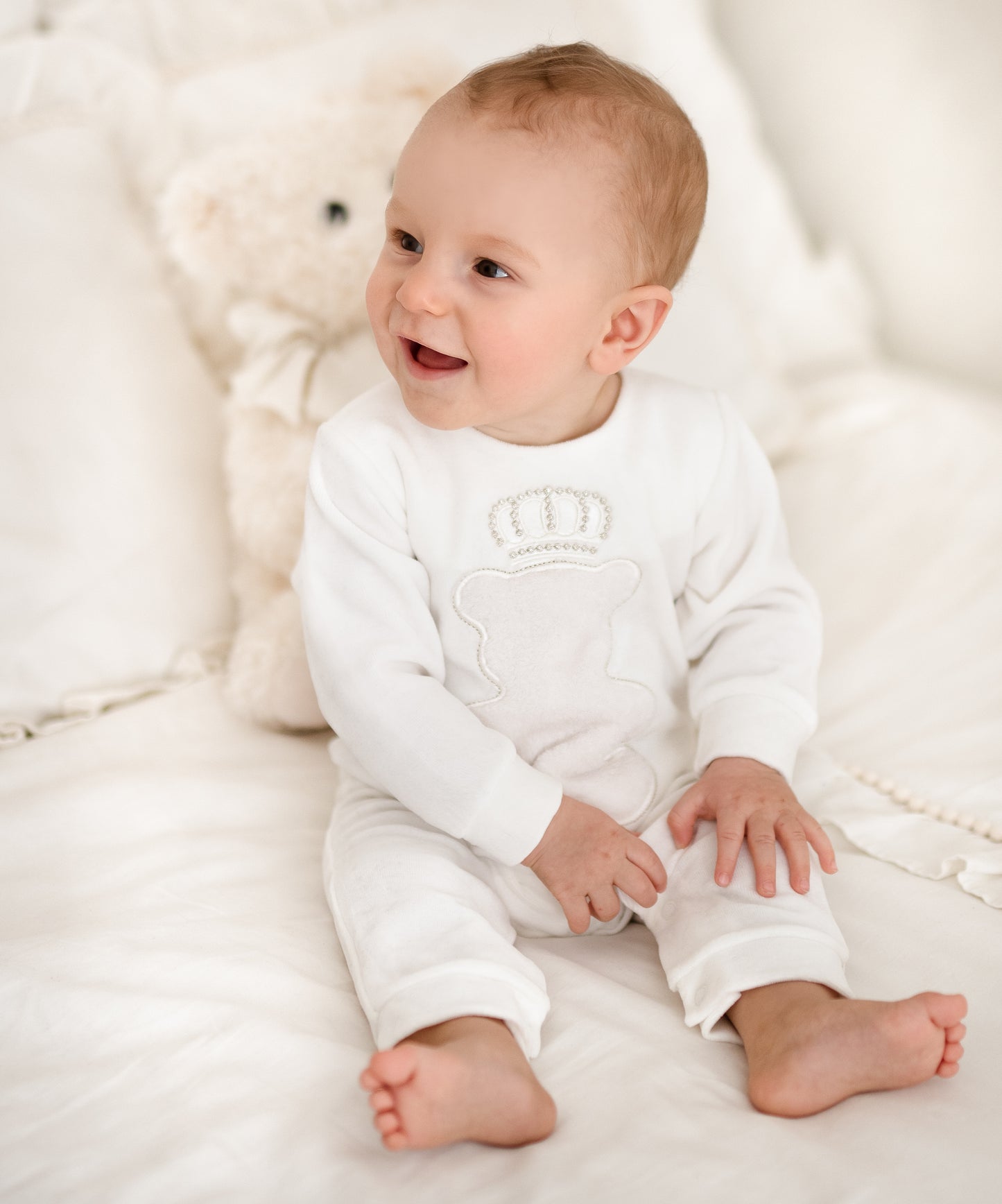 Luxury Collection:Babygrow velour "TEDDY"