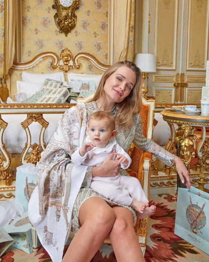 Atelier Choux Paris: Carré - Dollhouse Swaddle