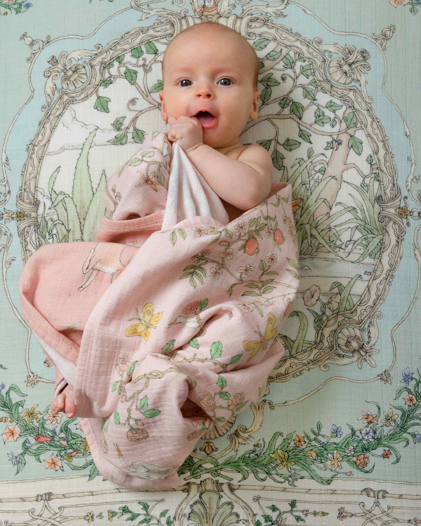 Atelier Choux Paris: Carré - Tapestry Olive Green Swaddle
