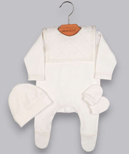 Sofia Baby LUXURY HANDMADE EMBROIDERY NEWBORN OUTFIT 5-PCS SET-Unisex