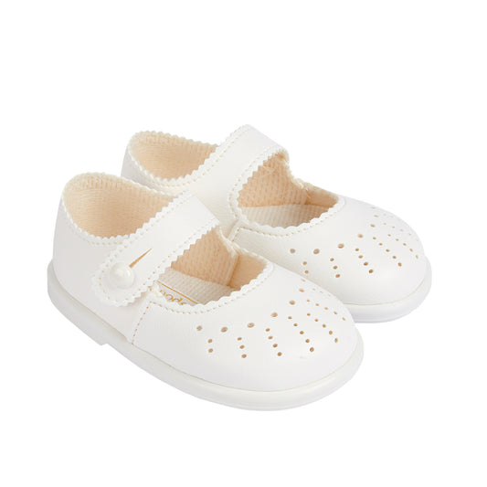 Girls Pre-Walker Scalloped Shoes