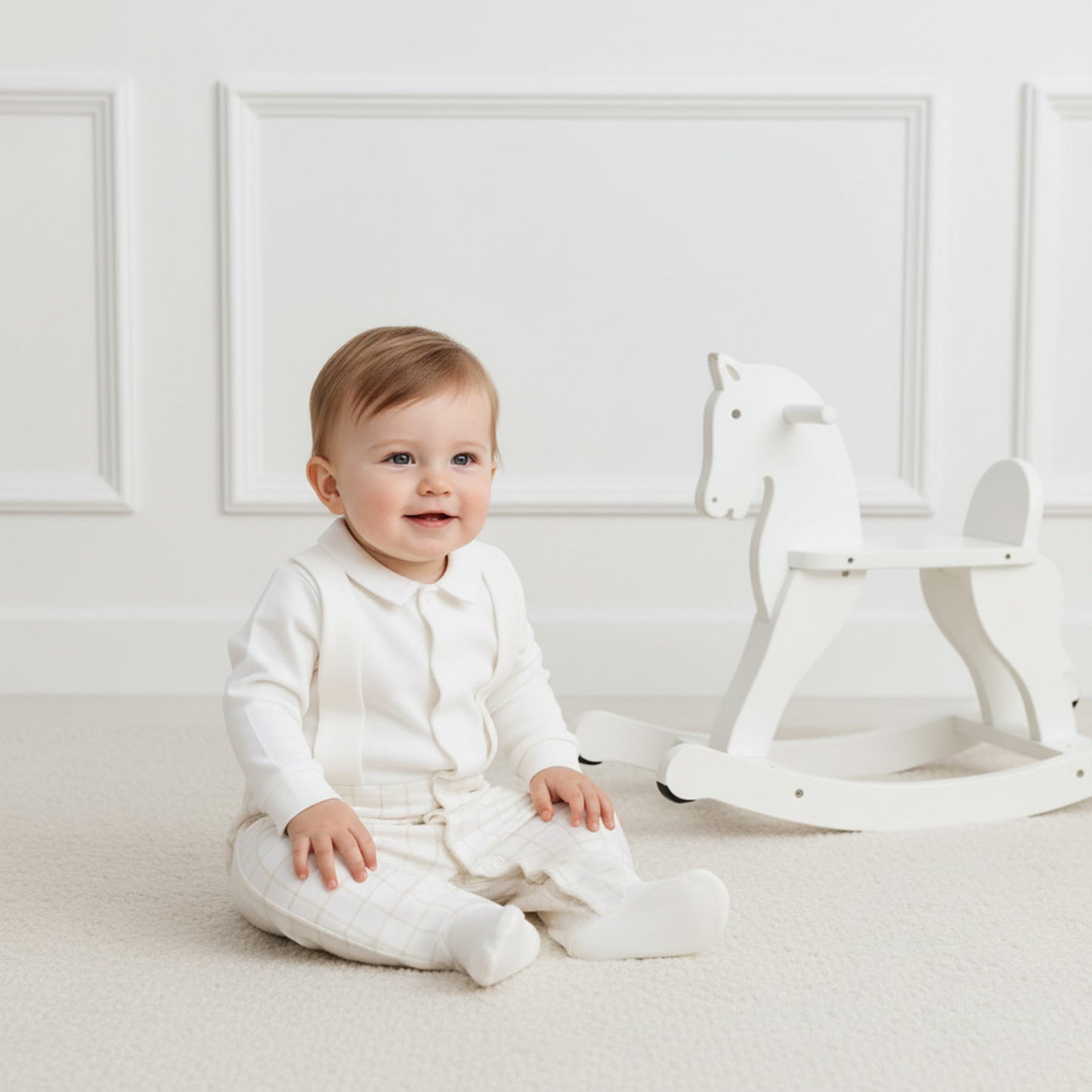 Luxury Collection : Babygrow with collar "MAX"- Ivory