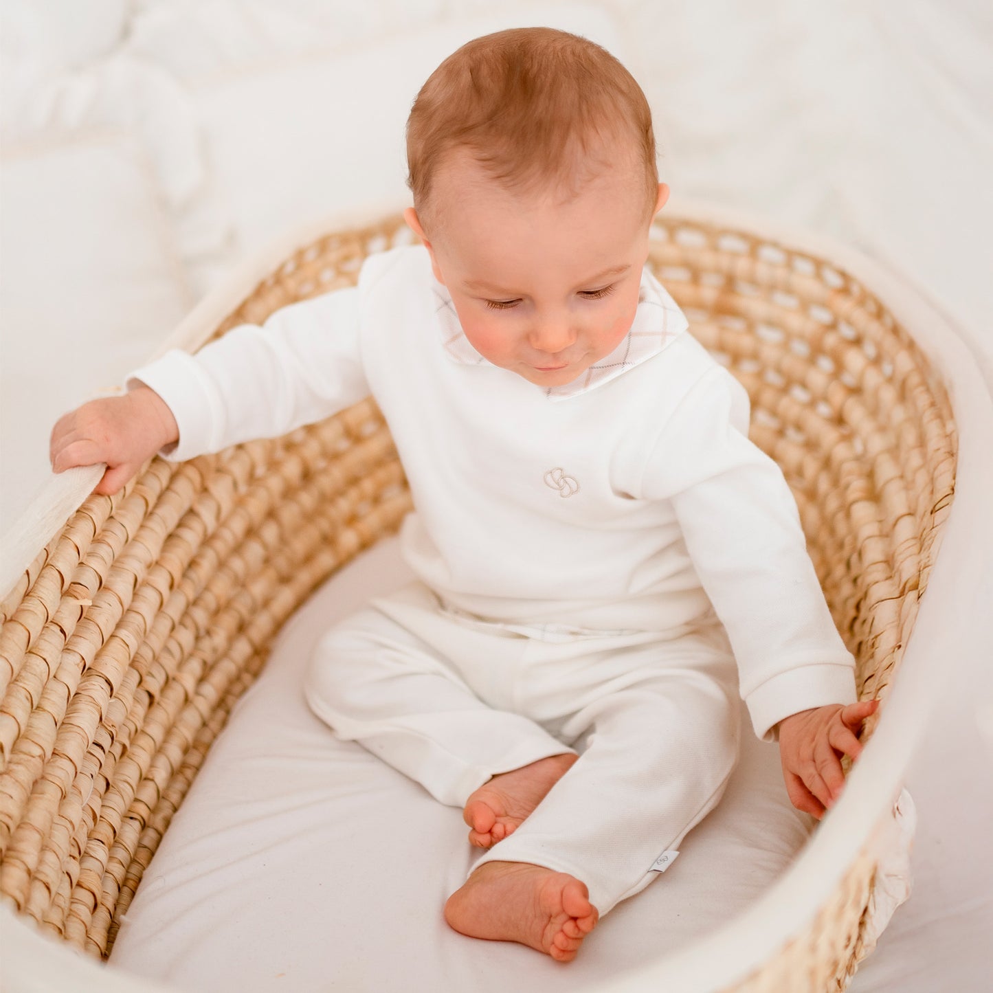Luxury collection:  Set 2 pcs (T-shirt, pants) MAX Ivory